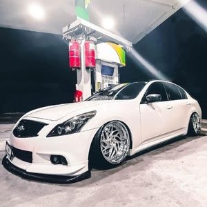 Meet your Posher, Nicholas